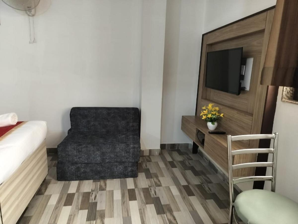 Hotel Clink New Delhi Airport Εξωτερικό φωτογραφία