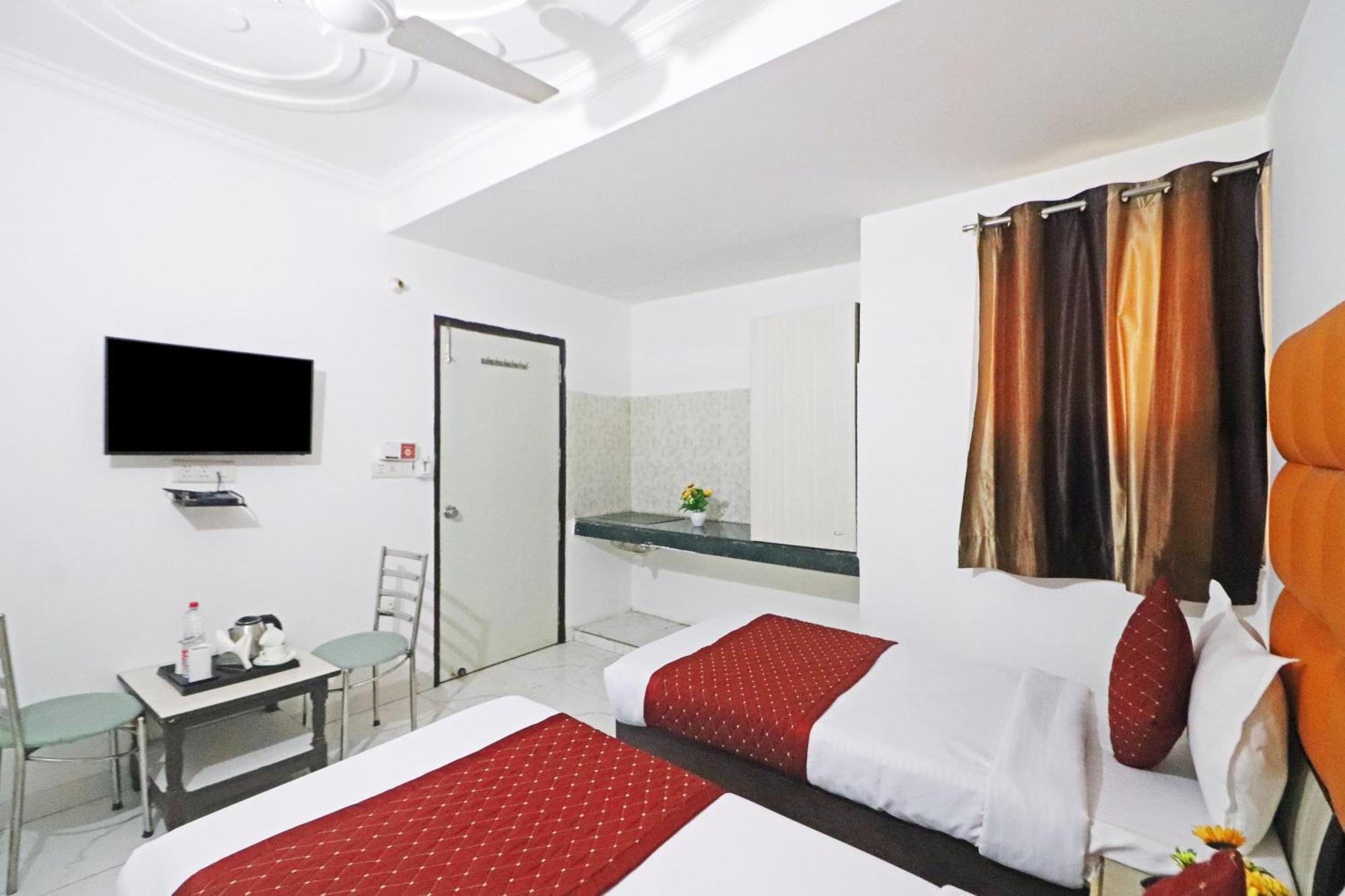 Hotel Clink New Delhi Airport Εξωτερικό φωτογραφία