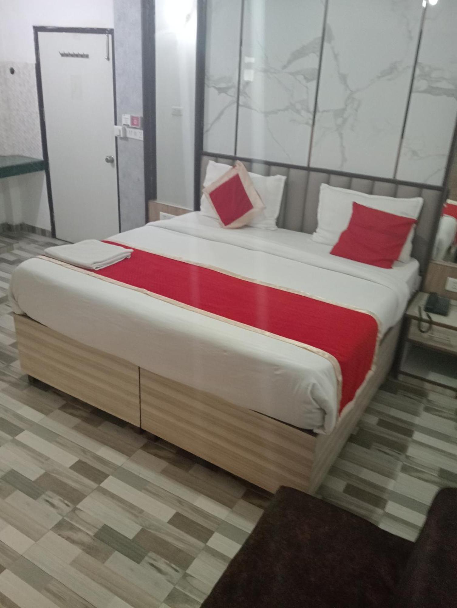 Hotel Clink New Delhi Airport Εξωτερικό φωτογραφία