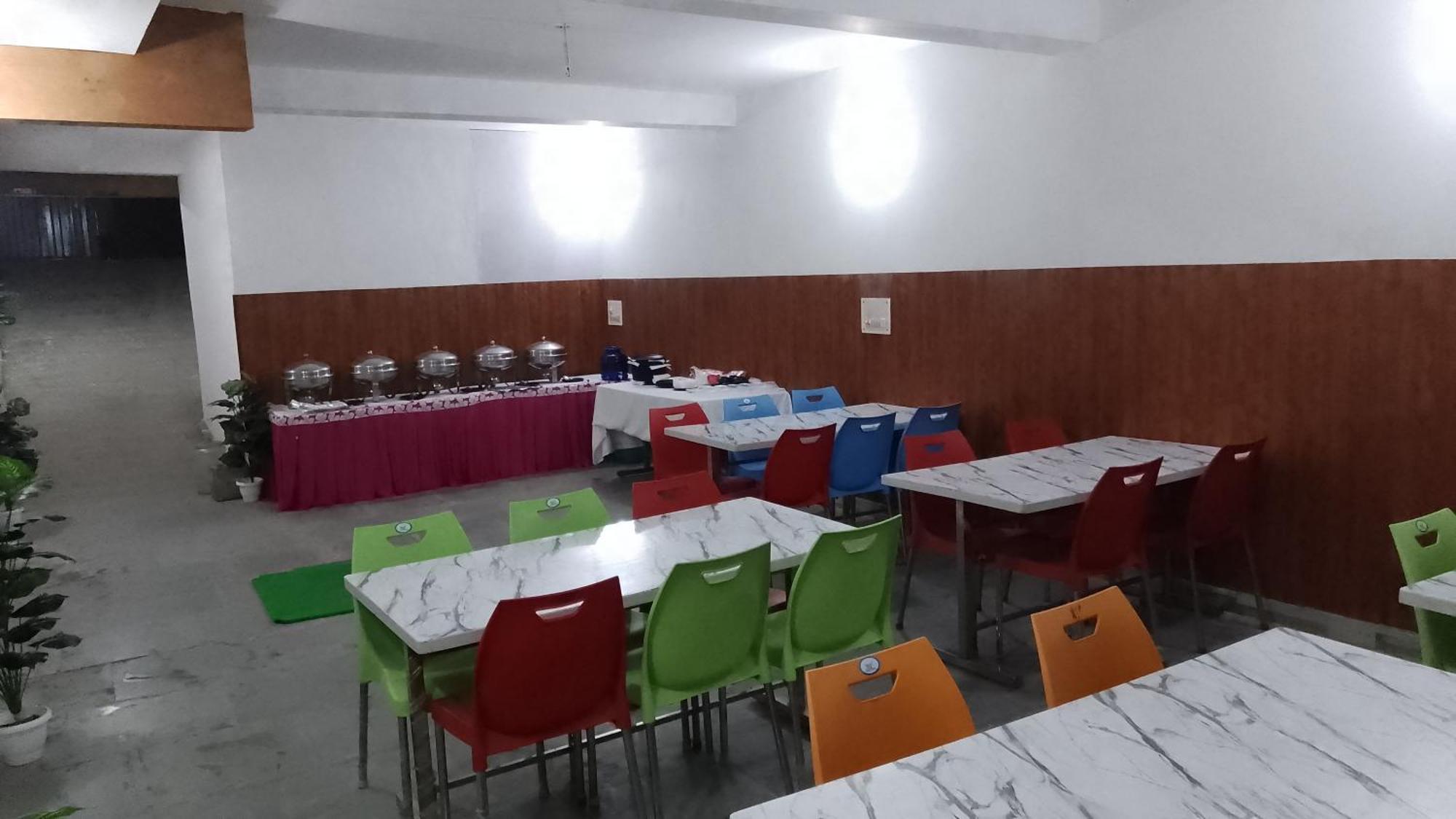 Hotel Clink New Delhi Airport Εξωτερικό φωτογραφία